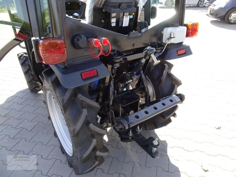 Novi Mali traktor Solis Solis 26 26PS Kabine Traktor Trecker Schlepper Allrad NEU: slika Novi Mali traktor Solis Solis 26 26PS Kabine Traktor Trecker Schlepper Allrad NEU