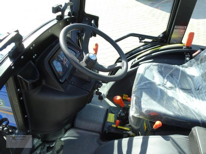 Novi Mali traktor Solis Solis 26 26PS Kabine Traktor Trecker Schlepper Allrad NEU: slika Novi Mali traktor Solis Solis 26 26PS Kabine Traktor Trecker Schlepper Allrad NEU