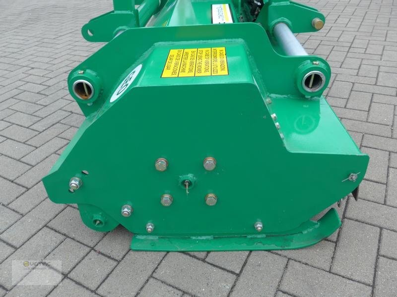 Novi Malčer sa čekićima Vemac AG200 Mulcher Schlegelmulcher Front Heck Hammerschlegel NEU: slika Novi Malčer sa čekićima Vemac AG200 Mulcher Schlegelmulcher Front Heck Hammerschlegel NEU