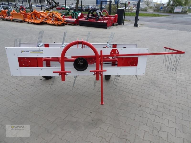 Vemac Bandheuwender 210-250cm Heuwender Schwader Heuschwader Bandwender Bandschwader NEU - Prevrtač sijena/ Grabulje: slika Vemac Bandheuwender 210-250cm Heuwender Schwader Heuschwader Bandwender Bandschwader NEU - Prevrtač sijena/ Grabulje Vemac Bandheuwender 210-250cm Heuwender Schwader Heuschwader Bandwender Bandschwader NEU - Prevrtač sijena/ Grabulje: slika Vemac Bandheuwender 210-250cm Heuwender Schwader Heuschwader Bandwender Bandschwader NEU - Prevrtač sijena/ Grabulje