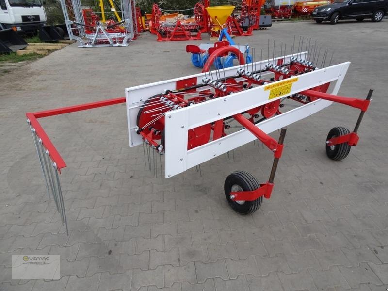 Vemac Bandheuwender 210-250cm Heuwender Schwader Heuschwader Bandwender Bandschwader NEU - Prevrtač sijena/ Grabulje: slika Vemac Bandheuwender 210-250cm Heuwender Schwader Heuschwader Bandwender Bandschwader NEU - Prevrtač sijena/ Grabulje Vemac Bandheuwender 210-250cm Heuwender Schwader Heuschwader Bandwender Bandschwader NEU - Prevrtač sijena/ Grabulje: slika Vemac Bandheuwender 210-250cm Heuwender Schwader Heuschwader Bandwender Bandschwader NEU - Prevrtač sijena/ Grabulje