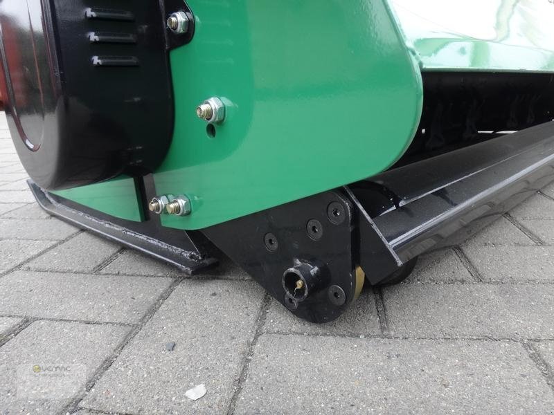 Novi Malčer sa čekićima Vemac EFGC145 145cm Mulcher Schlegelmulcher Hammerschlegel NEU: slika Novi Malčer sa čekićima Vemac EFGC145 145cm Mulcher Schlegelmulcher Hammerschlegel NEU