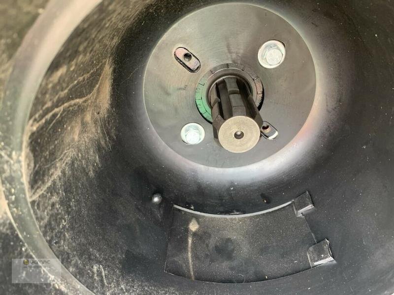 Novi Svrdlo za Traktor Vemac Erdbohrer Geo HMD-S24 30cm Bohrer Erdbohrgerät Traktor NEU: slika Novi Svrdlo za Traktor Vemac Erdbohrer Geo HMD-S24 30cm Bohrer Erdbohrgerät Traktor NEU Novi Svrdlo za Traktor Vemac Erdbohrer Geo HMD-S24 30cm Bohrer Erdbohrgerät Traktor NEU: slika Novi Svrdlo za Traktor Vemac Erdbohrer Geo HMD-S24 30cm Bohrer Erdbohrgerät Traktor NEU