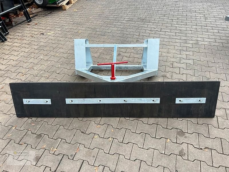 Vemac Gummischieber 260 Verstellbar EURO Gülleschieber Mistschieber NEU - Nož za Poljoprivredni strojevi: slika Vemac Gummischieber 260 Verstellbar EURO Gülleschieber Mistschieber NEU - Nož za Poljoprivredni strojevi Vemac Gummischieber 260 Verstellbar EURO Gülleschieber Mistschieber NEU - Nož za Poljoprivredni strojevi: slika Vemac Gummischieber 260 Verstellbar EURO Gülleschieber Mistschieber NEU - Nož za Poljoprivredni strojevi