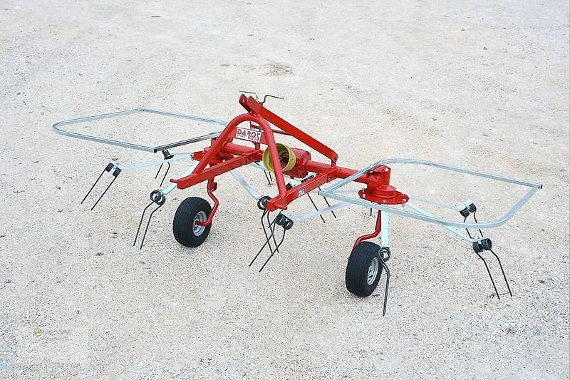 Vemac Heuwender 240 Daros 2GN Kreiselheuwender Kreiselwender Wender NEU - Prevrtač sijena/ Grabulje: slika Vemac Heuwender 240 Daros 2GN Kreiselheuwender Kreiselwender Wender NEU - Prevrtač sijena/ Grabulje Vemac Heuwender 240 Daros 2GN Kreiselheuwender Kreiselwender Wender NEU - Prevrtač sijena/ Grabulje: slika Vemac Heuwender 240 Daros 2GN Kreiselheuwender Kreiselwender Wender NEU - Prevrtač sijena/ Grabulje