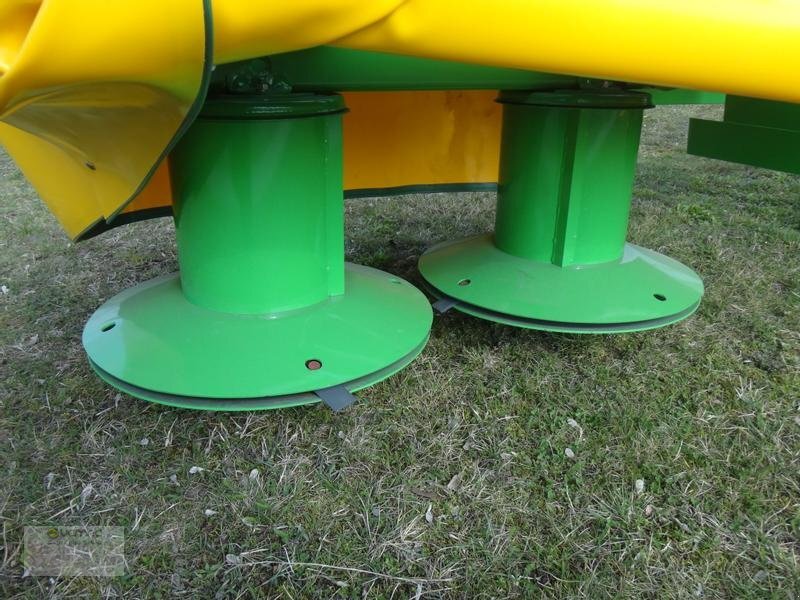 Vemac KM135 135cm Trommelmähwerk Kreiselmähwerk Mähwerk Mäher NEU - Kosilica: slika Vemac KM135 135cm Trommelmähwerk Kreiselmähwerk Mähwerk Mäher NEU - Kosilica Vemac KM135 135cm Trommelmähwerk Kreiselmähwerk Mähwerk Mäher NEU - Kosilica: slika Vemac KM135 135cm Trommelmähwerk Kreiselmähwerk Mähwerk Mäher NEU - Kosilica