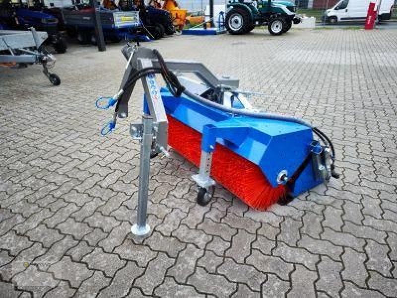 Vemac Kehrmaschine FM120 120cm Kehrbesen Bürste Traktor Zapfwelle NEU - Metla: slika Vemac Kehrmaschine FM120 120cm Kehrbesen Bürste Traktor Zapfwelle NEU - Metla Vemac Kehrmaschine FM120 120cm Kehrbesen Bürste Traktor Zapfwelle NEU - Metla: slika Vemac Kehrmaschine FM120 120cm Kehrbesen Bürste Traktor Zapfwelle NEU - Metla