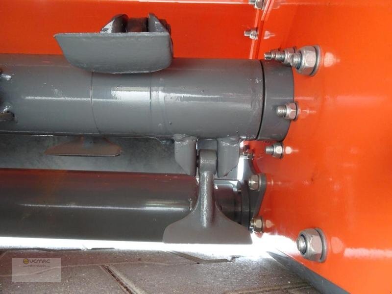 Novi Malčer sa čekićima Vemac Mulcher Schlegelmulcher ML165 165cm NEU: slika Novi Malčer sa čekićima Vemac Mulcher Schlegelmulcher ML165 165cm NEU