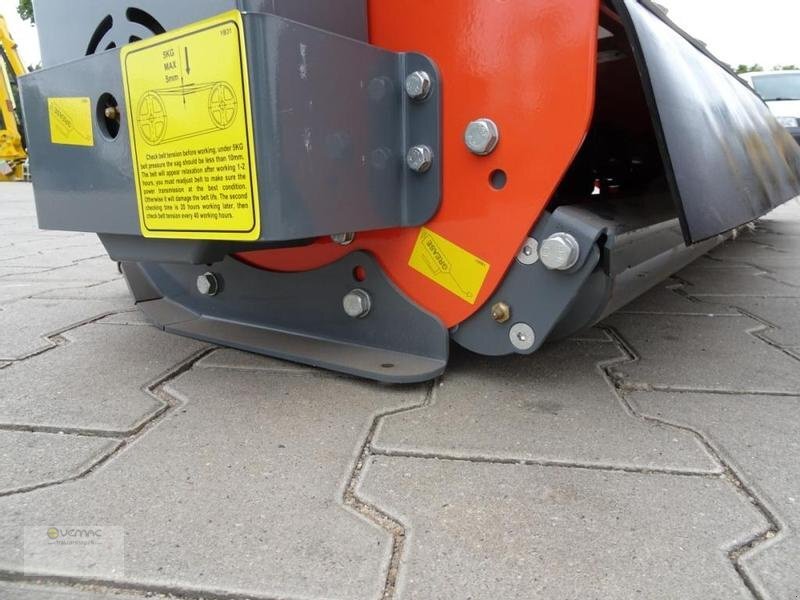 Novi Malčer sa čekićima Vemac Mulcher Schlegelmulcher ML165 165cm NEU: slika Novi Malčer sa čekićima Vemac Mulcher Schlegelmulcher ML165 165cm NEU