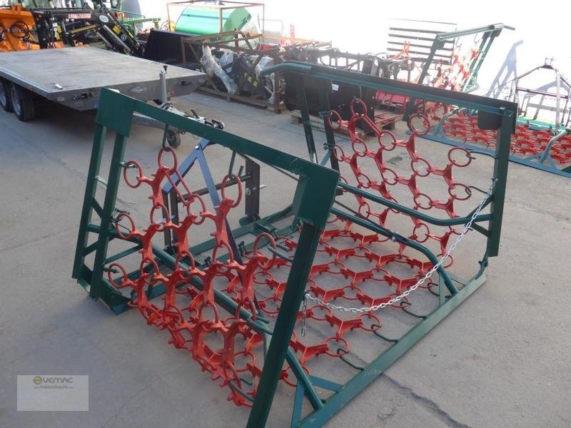 Vemac Wiesenschleppe 3m 4reihig Schleppe Striegel Egge Profi NEU - Drljača s lancem: slika Vemac Wiesenschleppe 3m 4reihig Schleppe Striegel Egge Profi NEU - Drljača s lancem Vemac Wiesenschleppe 3m 4reihig Schleppe Striegel Egge Profi NEU - Drljača s lancem: slika Vemac Wiesenschleppe 3m 4reihig Schleppe Striegel Egge Profi NEU - Drljača s lancem