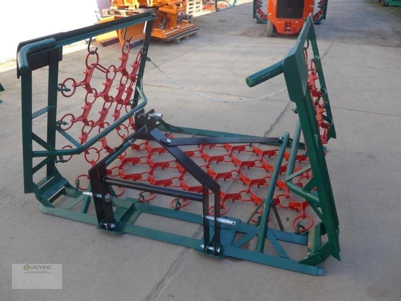Vemac Wiesenschleppe 3m 4reihig Schleppe Striegel Egge Profi NEU - Drljača s lancem: slika Vemac Wiesenschleppe 3m 4reihig Schleppe Striegel Egge Profi NEU - Drljača s lancem Vemac Wiesenschleppe 3m 4reihig Schleppe Striegel Egge Profi NEU - Drljača s lancem: slika Vemac Wiesenschleppe 3m 4reihig Schleppe Striegel Egge Profi NEU - Drljača s lancem