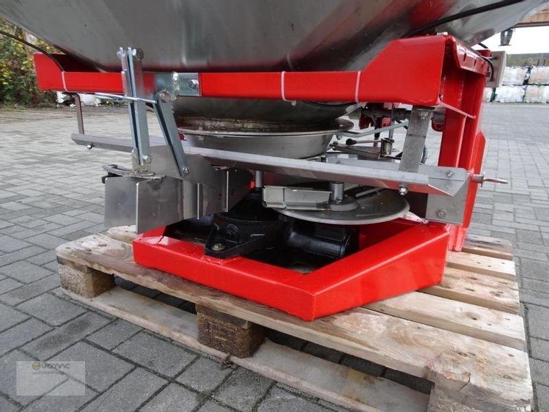 Novi Rasipač gnojiva Vemac Zweischeibenstreuer 2000KG Streuer Winterdienst Traktor NEU: slika Novi Rasipač gnojiva Vemac Zweischeibenstreuer 2000KG Streuer Winterdienst Traktor NEU