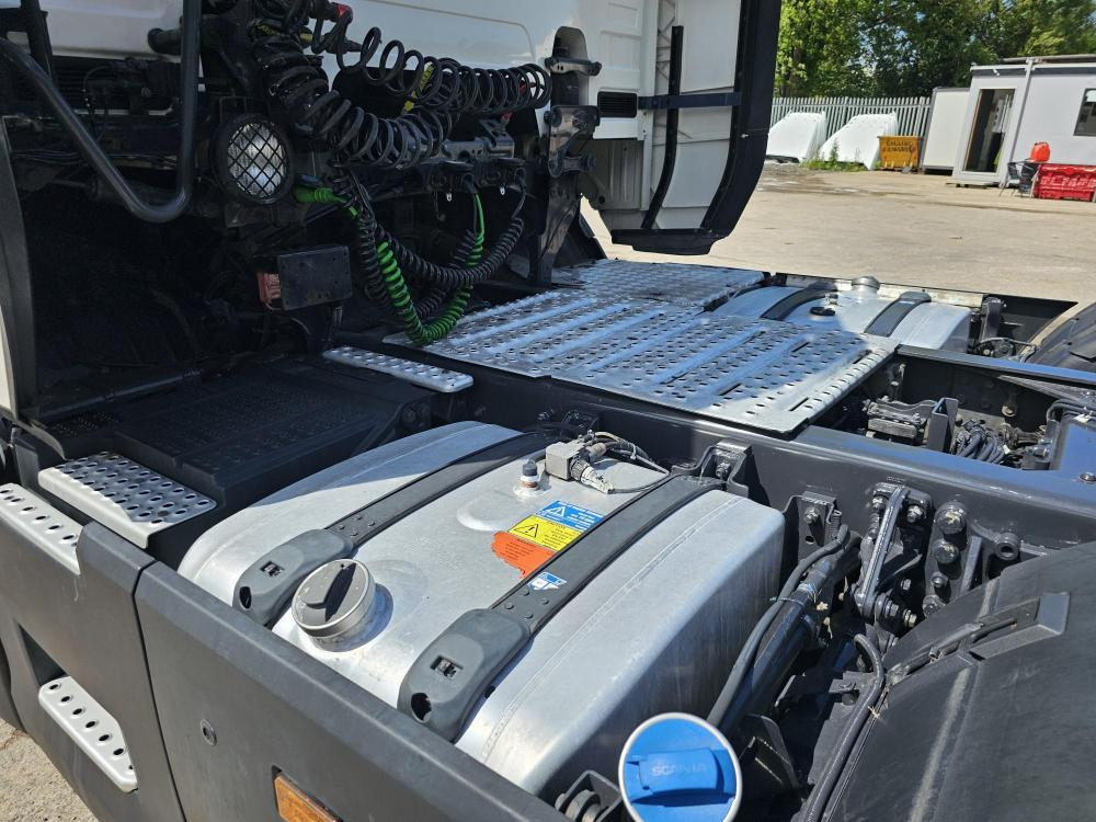 Scania R450 - Tegljač: slika Scania R450 - Tegljač Scania R450 - Tegljač: slika Scania R450 - Tegljač