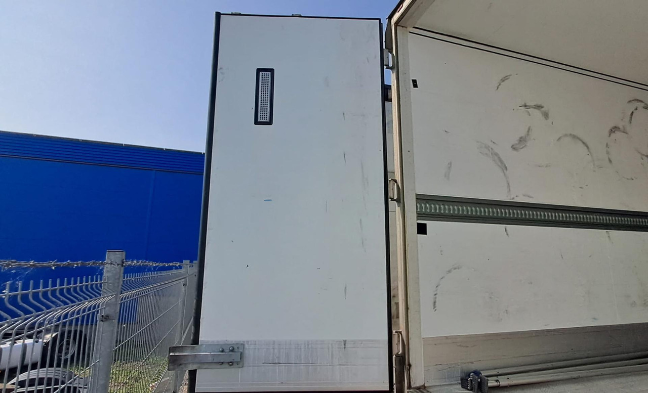 2020 Schmitz Cargobull SKO FP 60 ThermoKing SLXi 300 - Poluprikolica hladnjača: slika 2020 Schmitz Cargobull SKO FP 60 ThermoKing SLXi 300 - Poluprikolica hladnjača 2020 Schmitz Cargobull SKO FP 60 ThermoKing SLXi 300 - Poluprikolica hladnjača: slika 2020 Schmitz Cargobull SKO FP 60 ThermoKing SLXi 300 - Poluprikolica hladnjača