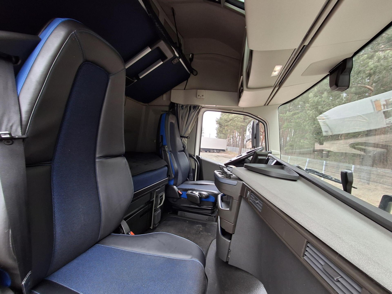 2022 Volvo FH 460 Globetrotter XL i-Save - Tegljač: slika 2022 Volvo FH 460 Globetrotter XL i-Save - Tegljač 2022 Volvo FH 460 Globetrotter XL i-Save - Tegljač: slika 2022 Volvo FH 460 Globetrotter XL i-Save - Tegljač