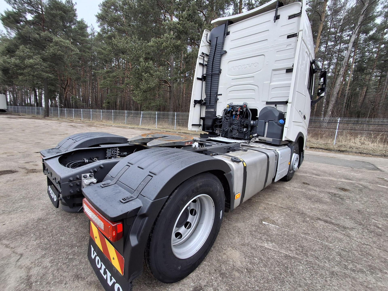 2022 Volvo FH 460 Globetrotter XL i-Save - Tegljač: slika 2022 Volvo FH 460 Globetrotter XL i-Save - Tegljač 2022 Volvo FH 460 Globetrotter XL i-Save - Tegljač: slika 2022 Volvo FH 460 Globetrotter XL i-Save - Tegljač