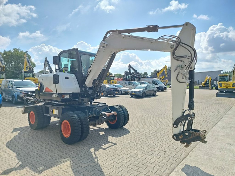 Bobcat E57W - Bager na kotačima: slika Bobcat E57W - Bager na kotačima Bobcat E57W - Bager na kotačima: slika Bobcat E57W - Bager na kotačima