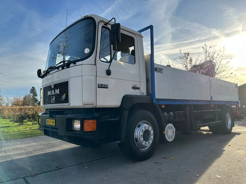 MAN 19.272 F90 / NL TRUCK / 4X2 / EURO1 / ATLAS AK140.1-6,2/1 / MANUAL / FIRST OWNER - Kamion s kranom: slika MAN 19.272 F90 / NL TRUCK / 4X2 / EURO1 / ATLAS AK140.1-6,2/1 / MANUAL / FIRST OWNER - Kamion s kranom MAN 19.272 F90 / NL TRUCK / 4X2 / EURO1 / ATLAS AK140.1-6,2/1 / MANUAL / FIRST OWNER - Kamion s kranom: slika MAN 19.272 F90 / NL TRUCK / 4X2 / EURO1 / ATLAS AK140.1-6,2/1 / MANUAL / FIRST OWNER - Kamion s kranom