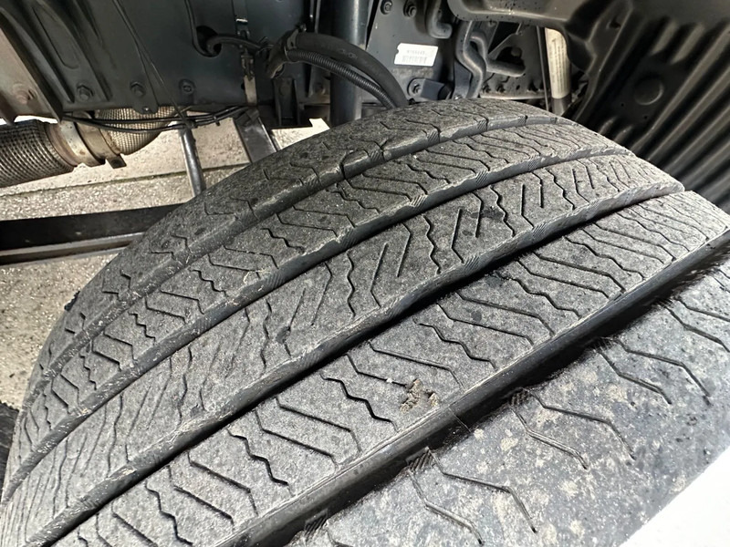 Kamion sandučar MAN TGM 15.250 / NL TRUCK / EURO 6 / NEW TYRES / NEW TACHO!! / BOX + LOADLIFT 2t: slika Kamion sandučar MAN TGM 15.250 / NL TRUCK / EURO 6 / NEW TYRES / NEW TACHO!! / BOX + LOADLIFT 2t