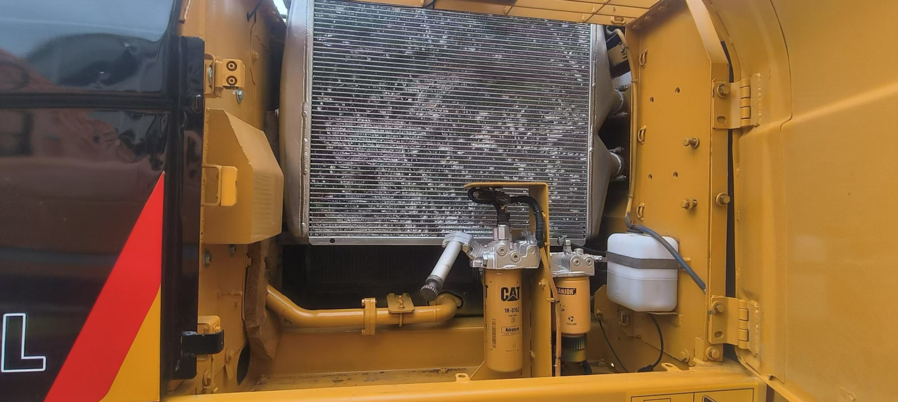 Bager CATERPILLAR 326D2L: slika Bager CATERPILLAR 326D2L Bager CATERPILLAR 326D2L: slika Bager CATERPILLAR 326D2L