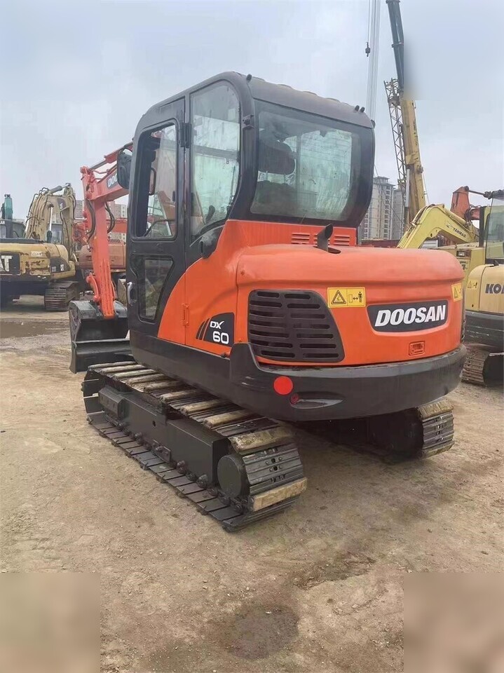 DOOSAN DX60 - Bager gusjeničar: slika DOOSAN DX60 - Bager gusjeničar DOOSAN DX60 - Bager gusjeničar: slika DOOSAN DX60 - Bager gusjeničar