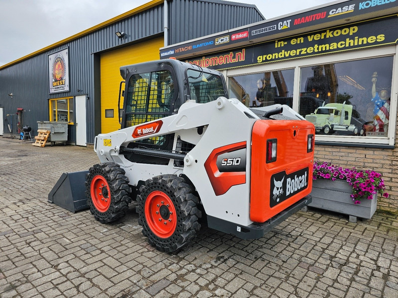 Bobcat S510 - Utovarivač na kotačima: slika Bobcat S510 - Utovarivač na kotačima Bobcat S510 - Utovarivač na kotačima: slika Bobcat S510 - Utovarivač na kotačima