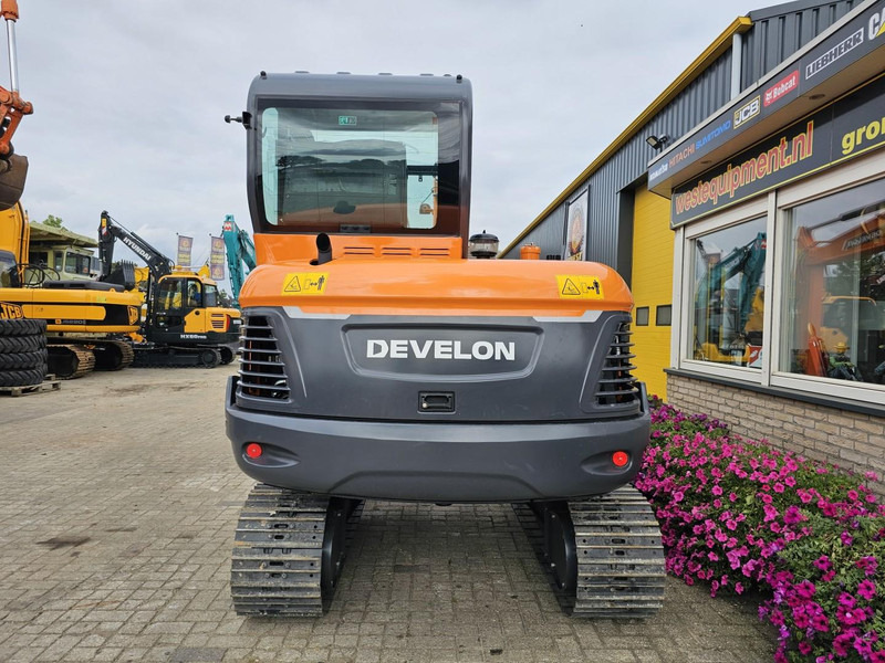 Develon DX60E-10N - Mini bager: slika Develon DX60E-10N - Mini bager Develon DX60E-10N - Mini bager: slika Develon DX60E-10N - Mini bager