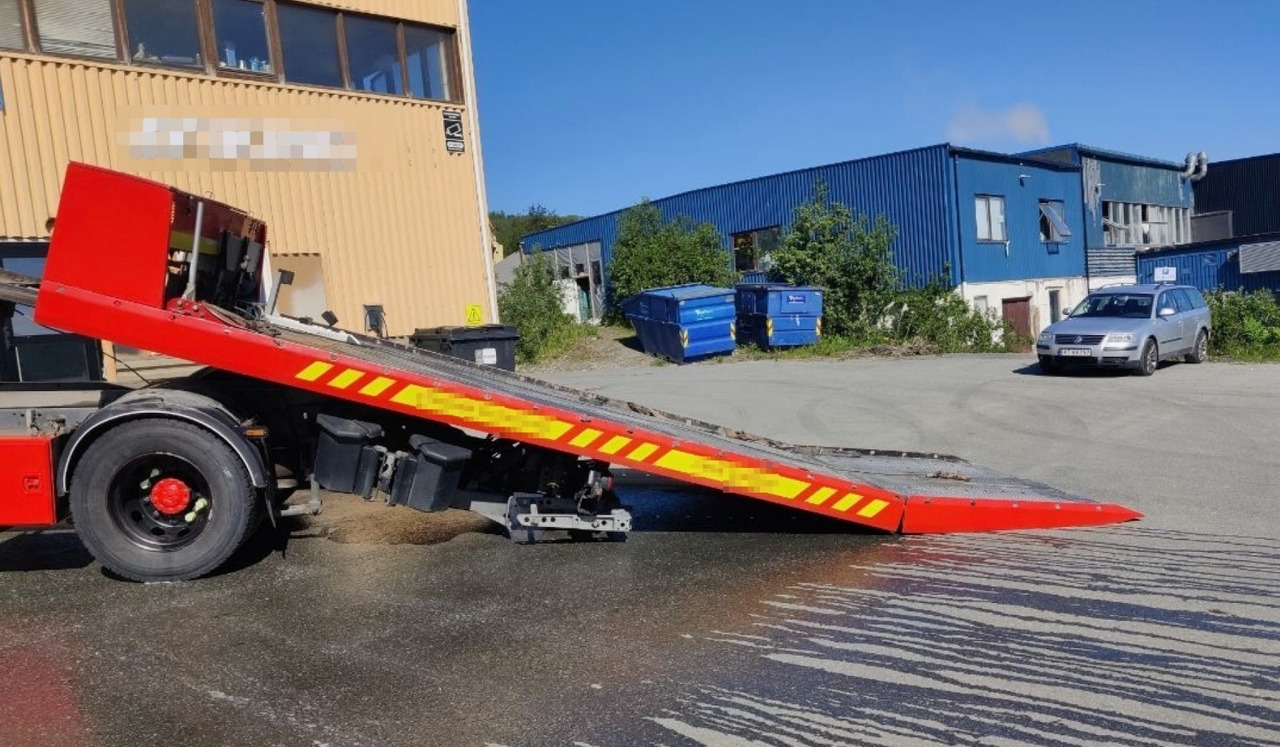 DAF LF 320 - Kamion za vuču: slika DAF LF 320 - Kamion za vuču DAF LF 320 - Kamion za vuču: slika DAF LF 320 - Kamion za vuču
