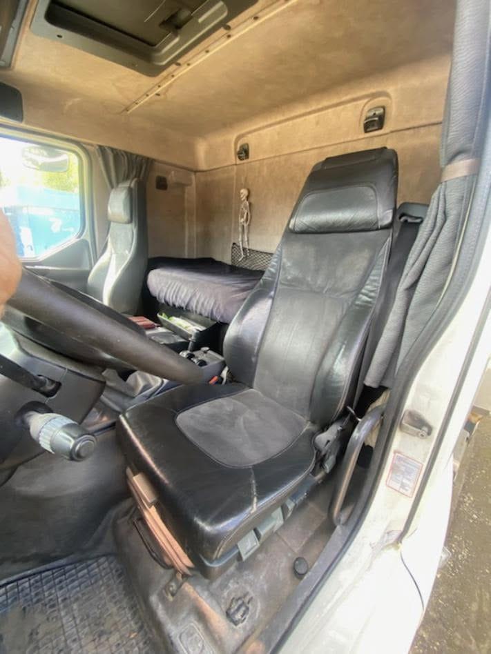 Kiper Sisu E18 630: slika Kiper Sisu E18 630 Kiper Sisu E18 630: slika Kiper Sisu E18 630