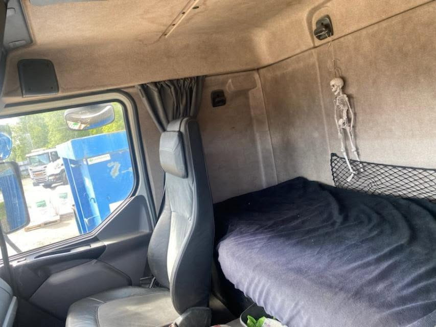 Kiper Sisu E18 630: slika Kiper Sisu E18 630 Kiper Sisu E18 630: slika Kiper Sisu E18 630