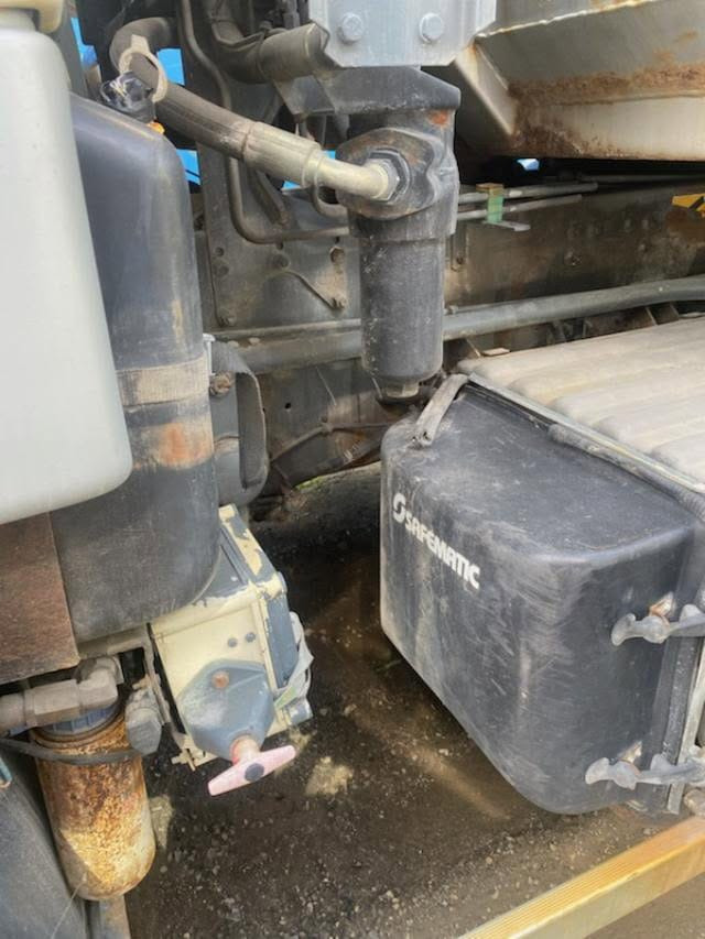 Kiper Sisu E18 630: slika Kiper Sisu E18 630 Kiper Sisu E18 630: slika Kiper Sisu E18 630