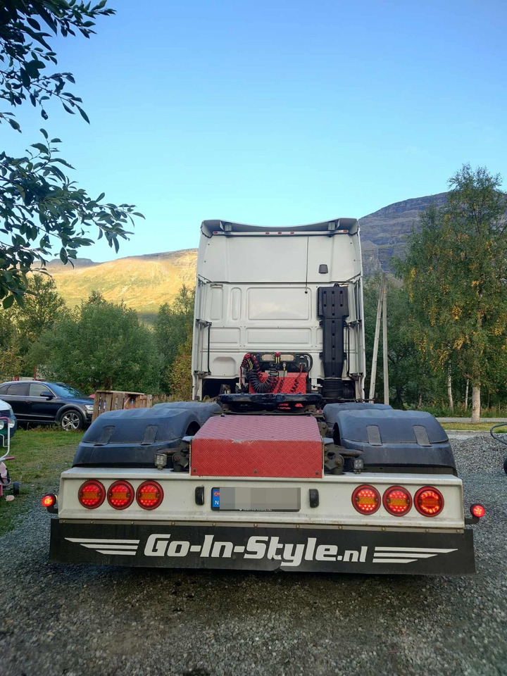 DAF XF 105 510 - Tegljač: slika DAF XF 105 510 - Tegljač DAF XF 105 510 - Tegljač: slika DAF XF 105 510 - Tegljač