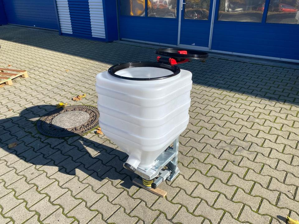 Elektrischer Salzstreuer / Universalstreuer / Winterdienst / 12V / INKL.19% MWST *SOFORT!* - Posipač pijeska/ Soli: slika Elektrischer Salzstreuer / Universalstreuer / Winterdienst / 12V / INKL.19% MWST *SOFORT!* - Posipač pijeska/ Soli Elektrischer Salzstreuer / Universalstreuer / Winterdienst / 12V / INKL.19% MWST *SOFORT!* - Posipač pijeska/ Soli: slika Elektrischer Salzstreuer / Universalstreuer / Winterdienst / 12V / INKL.19% MWST *SOFORT!* - Posipač pijeska/ Soli