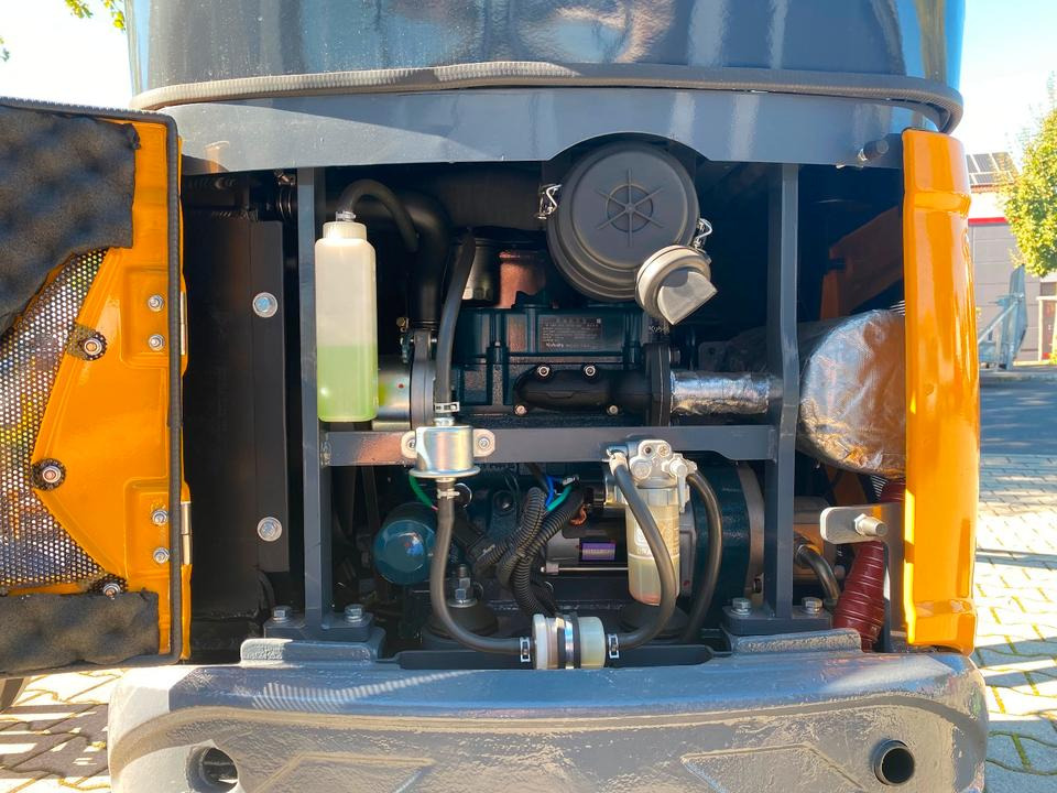 Mini bager Minibagger BK1250KSR inkl. Zubehörpaket Groß *INKL.19% MWST*KUBOTA*SCHWENKARM*VERSTELLFAHRW*SOFORT!*: slika Mini bager Minibagger BK1250KSR inkl. Zubehörpaket Groß *INKL.19% MWST*KUBOTA*SCHWENKARM*VERSTELLFAHRW*SOFORT!*