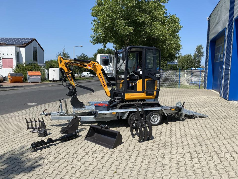 Minibagger BK2000KSR + Tieflader + Zubehör *INKL.19% MWST*BERGER KRAUS*YANMAR*SCHWENKARM* VERSTELLFAHRWERK* - Mini bager, Prikolica: slika Minibagger BK2000KSR + Tieflader + Zubehör *INKL.19% MWST*BERGER KRAUS*YANMAR*SCHWENKARM* VERSTELLFAHRWERK* - Mini bager, Prikolica Minibagger BK2000KSR + Tieflader + Zubehör *INKL.19% MWST*BERGER KRAUS*YANMAR*SCHWENKARM* VERSTELLFAHRWERK* - Mini bager, Prikolica: slika Minibagger BK2000KSR + Tieflader + Zubehör *INKL.19% MWST*BERGER KRAUS*YANMAR*SCHWENKARM* VERSTELLFAHRWERK* - Mini bager, Prikolica