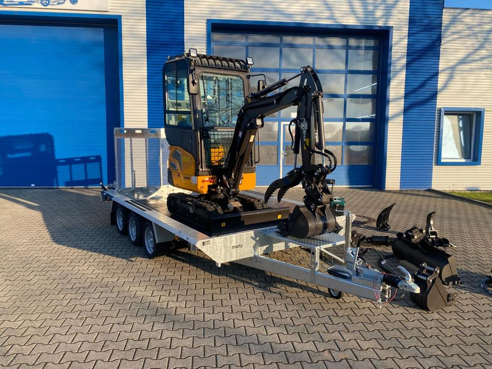 Minibagger BK2000NKSR + Tieflader + Zubehör *INKL.19% MWST*BERGER KRAUS*KUBOTA* KLIMA*SCHWENKARM*VERSTELLFAHRWERK* - Mini bager, Prikolica: slika Minibagger BK2000NKSR + Tieflader + Zubehör *INKL.19% MWST*BERGER KRAUS*KUBOTA* KLIMA*SCHWENKARM*VERSTELLFAHRWERK* - Mini bager, Prikolica Minibagger BK2000NKSR + Tieflader + Zubehör *INKL.19% MWST*BERGER KRAUS*KUBOTA* KLIMA*SCHWENKARM*VERSTELLFAHRWERK* - Mini bager, Prikolica: slika Minibagger BK2000NKSR + Tieflader + Zubehör *INKL.19% MWST*BERGER KRAUS*KUBOTA* KLIMA*SCHWENKARM*VERSTELLFAHRWERK* - Mini bager, Prikolica