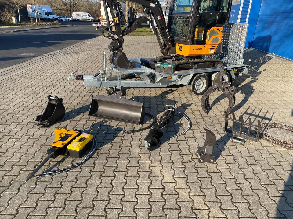 Minibagger BK2000NKSR + Tieflader + Zubehör *INKL.19% MWST*BERGER KRAUS*KUBOTA* KLIMA*SCHWENKARM*VERSTELLFAHRWERK* - Mini bager, Prikolica: slika Minibagger BK2000NKSR + Tieflader + Zubehör *INKL.19% MWST*BERGER KRAUS*KUBOTA* KLIMA*SCHWENKARM*VERSTELLFAHRWERK* - Mini bager, Prikolica Minibagger BK2000NKSR + Tieflader + Zubehör *INKL.19% MWST*BERGER KRAUS*KUBOTA* KLIMA*SCHWENKARM*VERSTELLFAHRWERK* - Mini bager, Prikolica: slika Minibagger BK2000NKSR + Tieflader + Zubehör *INKL.19% MWST*BERGER KRAUS*KUBOTA* KLIMA*SCHWENKARM*VERSTELLFAHRWERK* - Mini bager, Prikolica
