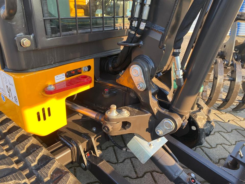 Mini bager Minibagger BK2000NKSR inkl. Zubehörpaket *INKL.19% MWST*BERGER KRAUS*KUBOTA* KLIMA*SCHWENKARM*VERSTELLFAHRWERK*: slika Mini bager Minibagger BK2000NKSR inkl. Zubehörpaket *INKL.19% MWST*BERGER KRAUS*KUBOTA* KLIMA*SCHWENKARM*VERSTELLFAHRWERK* Mini bager Minibagger BK2000NKSR inkl. Zubehörpaket *INKL.19% MWST*BERGER KRAUS*KUBOTA* KLIMA*SCHWENKARM*VERSTELLFAHRWERK*: slika Mini bager Minibagger BK2000NKSR inkl. Zubehörpaket *INKL.19% MWST*BERGER KRAUS*KUBOTA* KLIMA*SCHWENKARM*VERSTELLFAHRWERK*