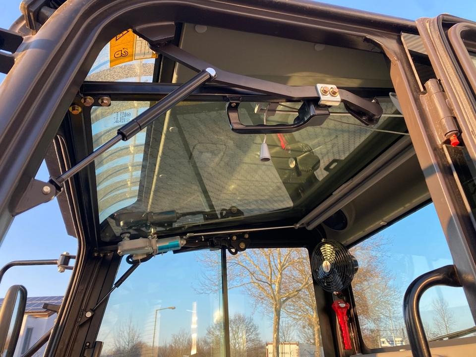 Mini bager Minibagger BK2000NKSR inkl. Zubehörpaket *INKL.19% MWST*BERGER KRAUS*KUBOTA* KLIMA*SCHWENKARM*VERSTELLFAHRWERK*: slika Mini bager Minibagger BK2000NKSR inkl. Zubehörpaket *INKL.19% MWST*BERGER KRAUS*KUBOTA* KLIMA*SCHWENKARM*VERSTELLFAHRWERK* Mini bager Minibagger BK2000NKSR inkl. Zubehörpaket *INKL.19% MWST*BERGER KRAUS*KUBOTA* KLIMA*SCHWENKARM*VERSTELLFAHRWERK*: slika Mini bager Minibagger BK2000NKSR inkl. Zubehörpaket *INKL.19% MWST*BERGER KRAUS*KUBOTA* KLIMA*SCHWENKARM*VERSTELLFAHRWERK*