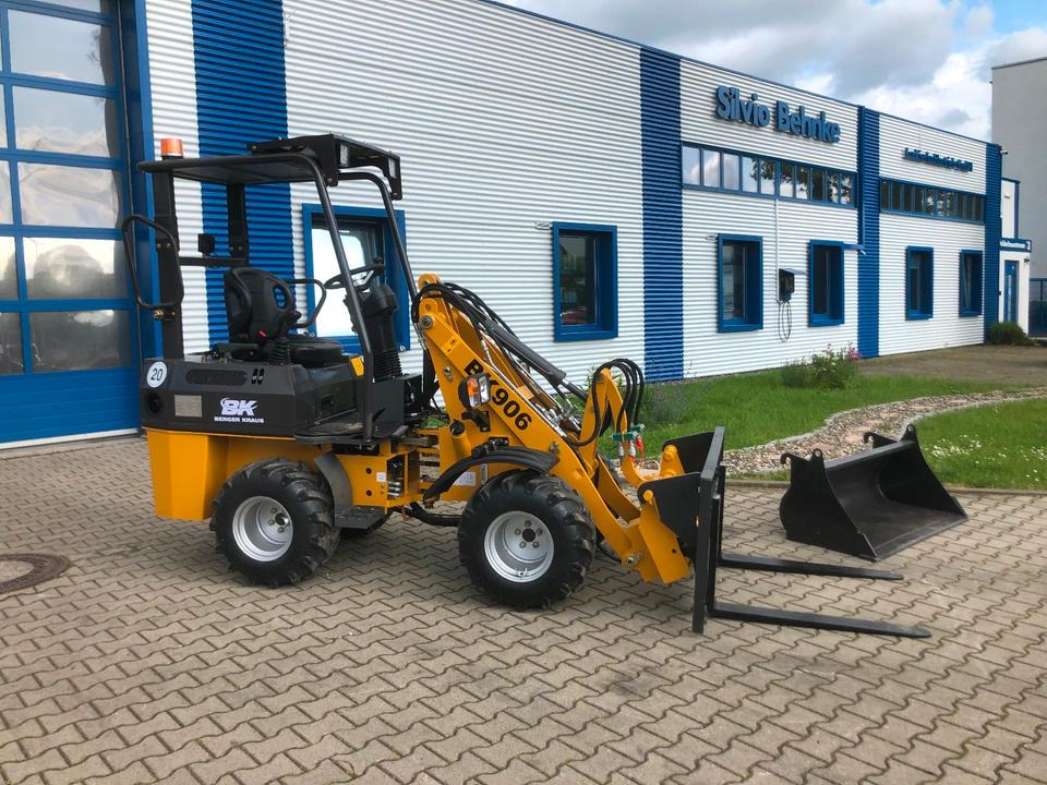 Zglobni utovarivač Radlader / Hoflader BK906 *INKL.19% MWST*PERKINS*BERGER KRAUS*GABELPAKET*CE*EURO: slika Zglobni utovarivač Radlader / Hoflader BK906 *INKL.19% MWST*PERKINS*BERGER KRAUS*GABELPAKET*CE*EURO