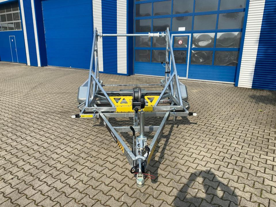 Vermietung / Kabelanhänger 2700KG / Nutzlast 2094KG / Kabeltrommel-Anhänger / Glasfaser/ 1 Woche - Prikolica za kablove: slika Vermietung / Kabelanhänger 2700KG / Nutzlast 2094KG / Kabeltrommel-Anhänger / Glasfaser/ 1 Woche - Prikolica za kablove Vermietung / Kabelanhänger 2700KG / Nutzlast 2094KG / Kabeltrommel-Anhänger / Glasfaser/ 1 Woche - Prikolica za kablove: slika Vermietung / Kabelanhänger 2700KG / Nutzlast 2094KG / Kabeltrommel-Anhänger / Glasfaser/ 1 Woche - Prikolica za kablove