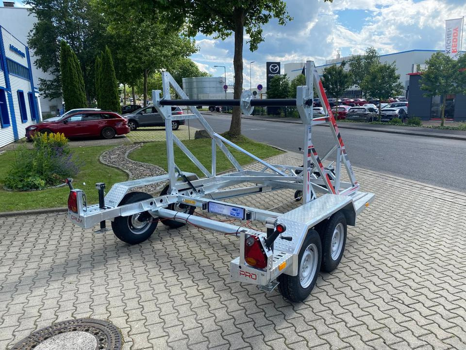 Vermietung / Kabelanhänger 3500KG E-Winde / Nutzlast 2749KG / Kabeltrommel-Anhänger / Glasfaser/ 1 Monat - Prikolica za kablove: slika Vermietung / Kabelanhänger 3500KG E-Winde / Nutzlast 2749KG / Kabeltrommel-Anhänger / Glasfaser/ 1 Monat - Prikolica za kablove Vermietung / Kabelanhänger 3500KG E-Winde / Nutzlast 2749KG / Kabeltrommel-Anhänger / Glasfaser/ 1 Monat - Prikolica za kablove: slika Vermietung / Kabelanhänger 3500KG E-Winde / Nutzlast 2749KG / Kabeltrommel-Anhänger / Glasfaser/ 1 Monat - Prikolica za kablove