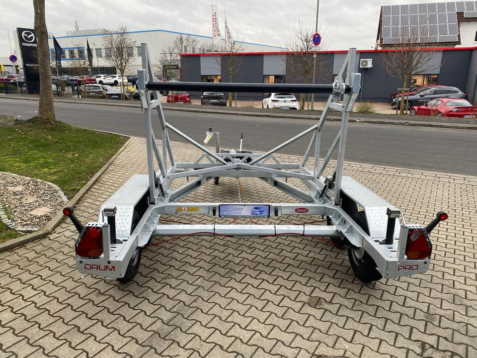 Vermietung / Kabelanhänger 3500KG E-Winde / Nutzlast 2749KG / Kabeltrommel-Anhänger / Glasfaser / 1 Woche - Prikolica za kablove: slika Vermietung / Kabelanhänger 3500KG E-Winde / Nutzlast 2749KG / Kabeltrommel-Anhänger / Glasfaser / 1 Woche - Prikolica za kablove Vermietung / Kabelanhänger 3500KG E-Winde / Nutzlast 2749KG / Kabeltrommel-Anhänger / Glasfaser / 1 Woche - Prikolica za kablove: slika Vermietung / Kabelanhänger 3500KG E-Winde / Nutzlast 2749KG / Kabeltrommel-Anhänger / Glasfaser / 1 Woche - Prikolica za kablove