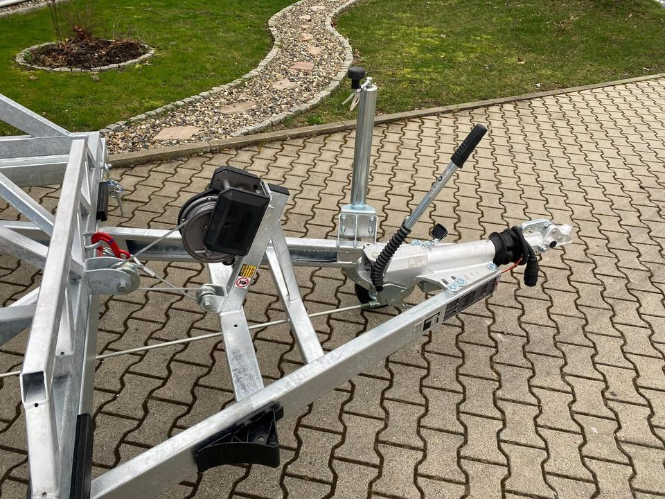 Prikolica za kablove Vermietung / Kabelanhänger 3500KG / Nutzlast 2766KG / Kabeltrommel-Anhänger / Glasfaser/ 1 Monat: slika Prikolica za kablove Vermietung / Kabelanhänger 3500KG / Nutzlast 2766KG / Kabeltrommel-Anhänger / Glasfaser/ 1 Monat Prikolica za kablove Vermietung / Kabelanhänger 3500KG / Nutzlast 2766KG / Kabeltrommel-Anhänger / Glasfaser/ 1 Monat: slika Prikolica za kablove Vermietung / Kabelanhänger 3500KG / Nutzlast 2766KG / Kabeltrommel-Anhänger / Glasfaser/ 1 Monat