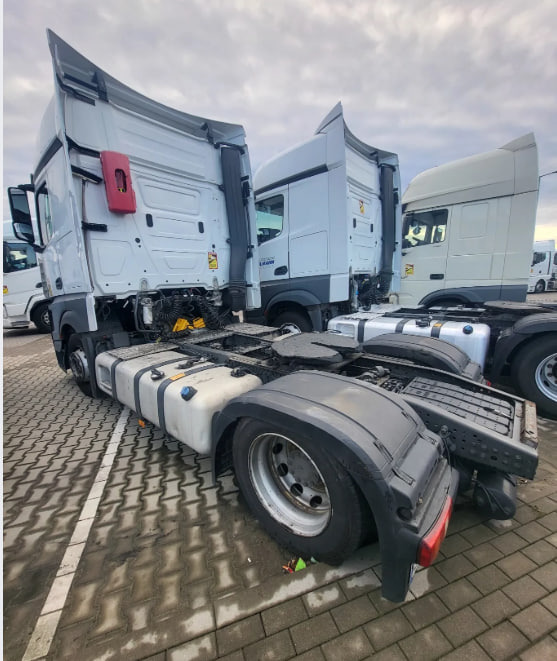 Mercedes-Benz ACTROS 1845 mega - Tegljač: slika Mercedes-Benz ACTROS 1845 mega - Tegljač Mercedes-Benz ACTROS 1845 mega - Tegljač: slika Mercedes-Benz ACTROS 1845 mega - Tegljač