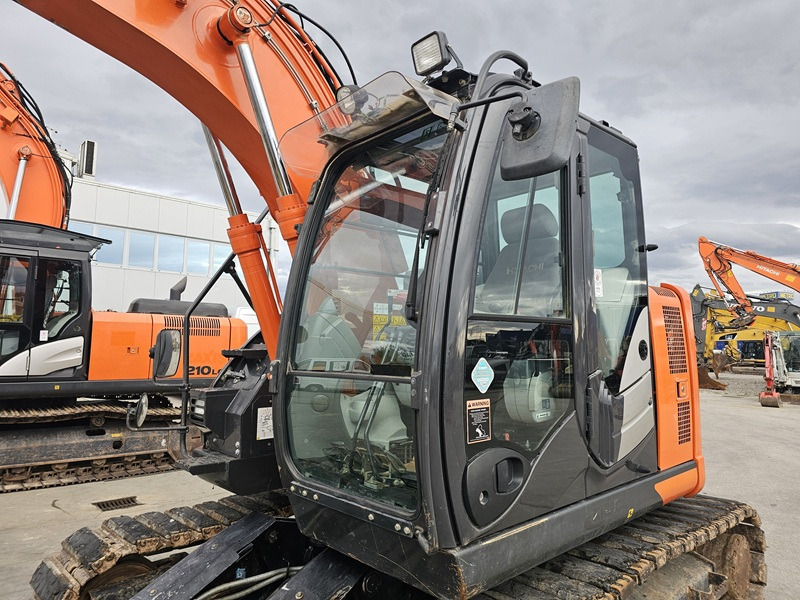 Zakup HITACHI ZX135US-6 HITACHI ZX135US-6: slika Zakup HITACHI ZX135US-6 HITACHI ZX135US-6 Zakup HITACHI ZX135US-6 HITACHI ZX135US-6: slika Zakup HITACHI ZX135US-6 HITACHI ZX135US-6