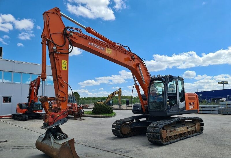 Hitachi ZX180LC-3 - Bager gusjeničar: slika Hitachi ZX180LC-3 - Bager gusjeničar Hitachi ZX180LC-3 - Bager gusjeničar: slika Hitachi ZX180LC-3 - Bager gusjeničar