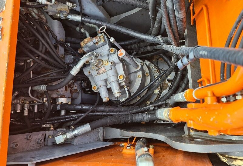 Bager gusjeničar Hitachi ZX180LC-3: slika Bager gusjeničar Hitachi ZX180LC-3 Bager gusjeničar Hitachi ZX180LC-3: slika Bager gusjeničar Hitachi ZX180LC-3