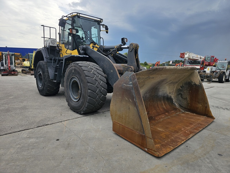 KOMATSU WA470-7 - Utovarivač na kotačima: slika KOMATSU WA470-7 - Utovarivač na kotačima KOMATSU WA470-7 - Utovarivač na kotačima: slika KOMATSU WA470-7 - Utovarivač na kotačima