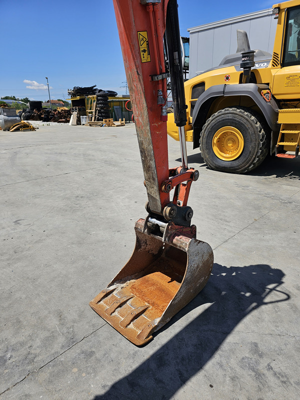 Zakup KUBOTA KX057-4 KUBOTA KX057-4: slika Zakup KUBOTA KX057-4 KUBOTA KX057-4